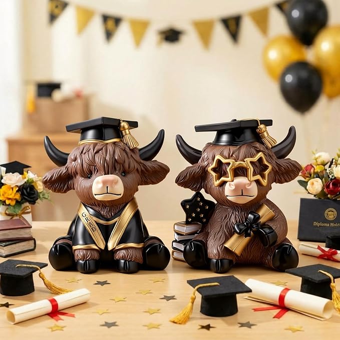 Karenhi 2 Pcs 2026 Graduation Highland Cow Figurines, Resin Congrats Grad Desk Decorations with Cap and Diploma, Cute Cow Keepsake Gifts for Party, Shelf or Desk Table Centerpiece Decor