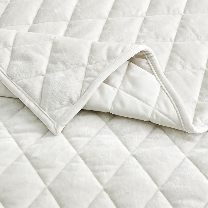 Fredsure Distressed Velvet Quilt Set, 3 Pieces Light Ivory Queen, Distressed Velvet Face and Brushed Microfiber Reverse, with Diamond Quilting