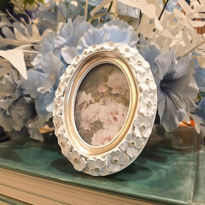 SYLVIA'S SHOP 2.5x3.5 Small Vintage Oval Picture Frame, Mini Antique White Ornate Photo Frame, for Tabletop and Wall Display, Decorative Floral Design Retro Home Decor, Photo Gallery Art