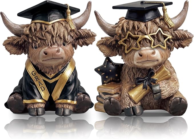 Karenhi 2 Pcs 2026 Graduation Highland Cow Figurines, Resin Congrats Grad Desk Decorations with Cap and Diploma, Cute Cow Keepsake Gifts for Party, Shelf or Desk Table Centerpiece Decor