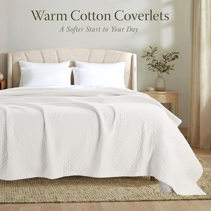 Threadmill Luxury Cotton Blankets for Twin Size Bed | All-Season 100% Cotton Twin Blanket for Bed | Criss Cross Jacquard Lightweight, Soft & Cozy Coverlet, 350GSM, 68 x 90 inches | Vanilla Cream