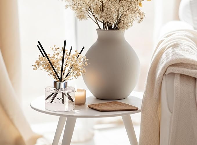 WEALD TRIBE Flower Reed Diffuser Set Vanilla Cinnamon Scent for Bathroom Accessories Shelf Decor & Air Fresheners, Fresh Air Sticks Defusers with 5.1 fl oz Essential Oils, House Office Decor & Gifts