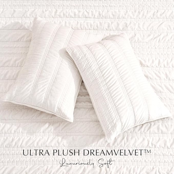 EVERGRACE Luxury Ruched Velvet Quilt King Size, Ultra Soft Bedspread Coverlet Set, Lightweight Velvet Comforter, Quilted Bedding Cover with 2 Matching Shams for All Season, Ivory White | Luxe Velvet