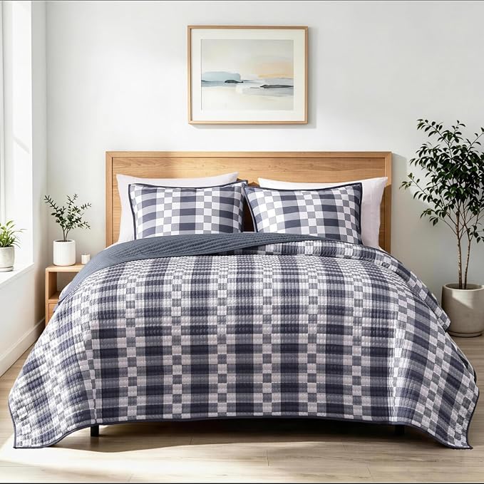 WRENSONGE Plaid King Quilt-3 Pieces Lightweight Bedspread Blue Grey Quilt King Size Quilt Bedding Set for All Seasons, Soft Summer Reversible Neutral Coverlet with 2 Pillow Shams