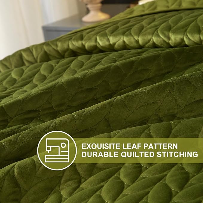 Ivellow Velvet Quilt King Size, Green Lightweight Bedspread Full Soft Reversible Coverlet for All Season 3Pcs Luxury Velvet Comforter with Brushed Microfiber Back Leaf Embroidered Quilted Bedding Set