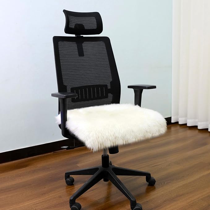 Real Natural Wool Chair Cushion Non-Slip Comfortable Genuine Sheepskin Seat Pad for Sofa Restaurant Car Seat Office Chair Pads(18x18 Inch,1 Pcs,Cream White)