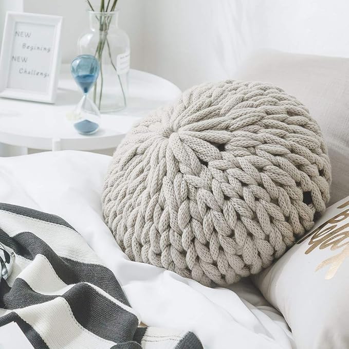 vctops Chunky Knit Round Shaped Throw Pillows with Insert Super Soft Cozy Decorative Handmade Cushions (Grey, Diameter 16")