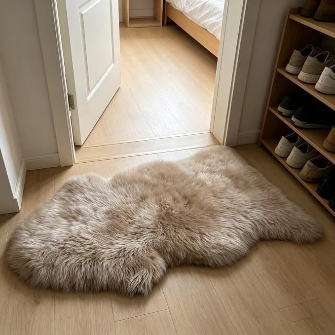 Sheepskin Rug, Fluffy Shaggy Area Rug, Super Soft 24‘’ x 36‘’ Sheepskin Hair Rug, Plush Rug, Decorative Rugs for Bedroom, Children's Room, Living Room (Khaki Camel, 24" x 36")