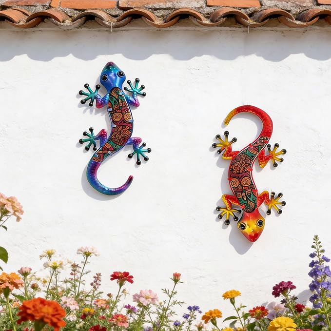 HONGLAND Lizard Wall Decor- 15 Inch Gecko Metal Wall Art Hanging Glass Sculpture, 2 Pack Yard Decorations Outdoor for Garden Fence Home