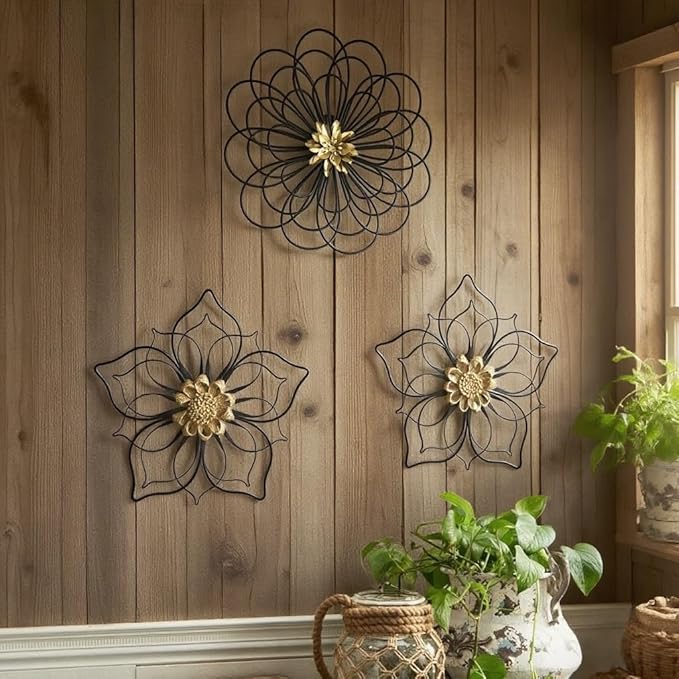 Remenna Metal Flowers Wall Decor, Metal Rustic Wall Art Decoration Farmhouse Wall Decorations Multiple Floral Hanging Decor for Bathroom Living Room Home Office Garden Kitchen (Black&Gold)