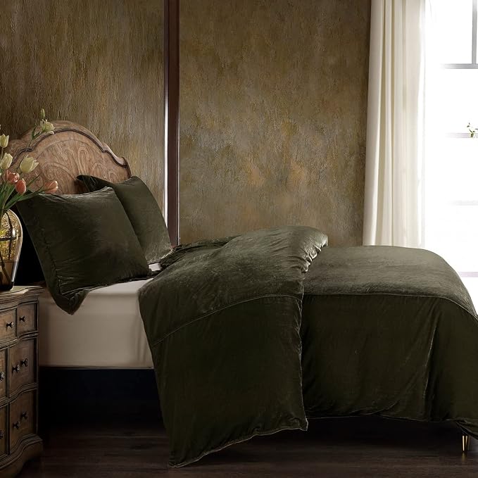 HiEnd Accents Stella Faux Silk Velvet 3 Piece Duvet Cover Set with 2 Pillow Shams, Queen, Fern Green, Romantic Western Modern Traditional Style Luxury Bedding, 1 Comforter and 2 Pillow Cases