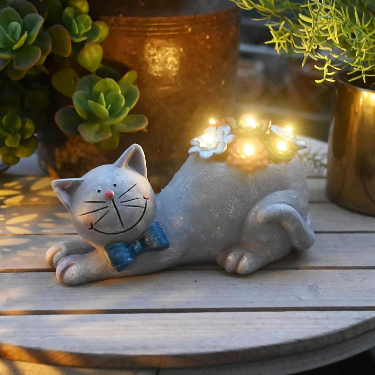 Cat Garden Figurines Outdoor Decor Solar Statue with Succulent and LED Lights for Patio Lawn Yard Art Decoration Housewarming Garden Gift
