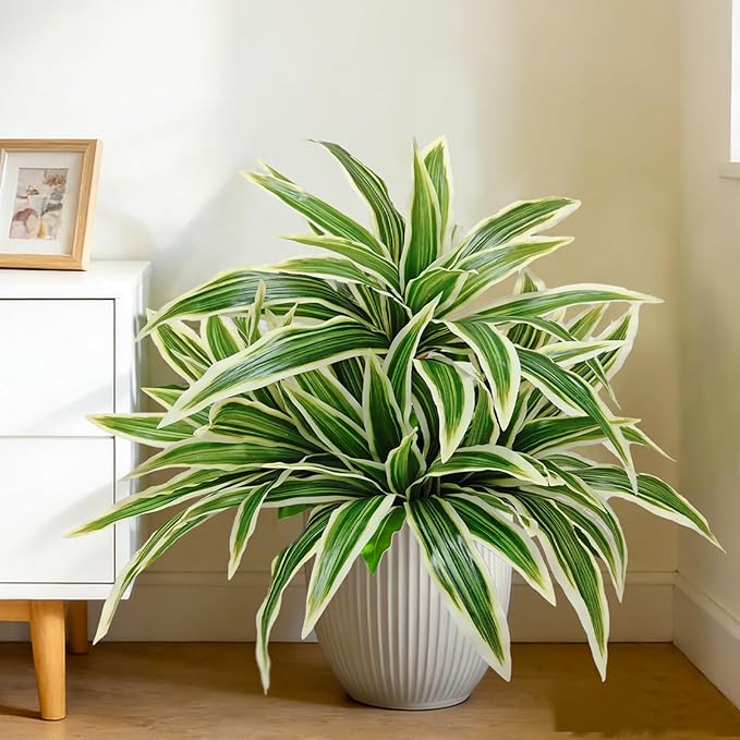 4Pcs Fake Ferns, Faux Outdoor Plants UV Resistant,3D Real Touch Fake Plants Total 80 Blades,Weatherproof Artificial Plants Outdoor Indoor for Garden Porch Home Office Decor
