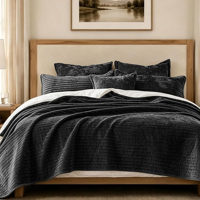 Luxury Velvet California King 106x118 in Quilt Set 3 Piece Quilted Bedspread with 2Pillow Shams(20x36) Ultra Soft Coverlet All Season Bedding for Farmhouse Modern Bedroom Sofa,Black