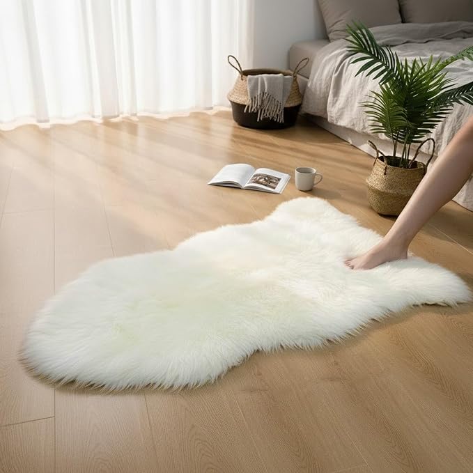 Genuine Sheepskin Rug New Zealand Fluffy Lambskin Rug, Natural Luxury Sheepskin Throw for Bedroom Living Room Children's Room - Premium Area Rug Chair Cover (2×3 Feet, Cream White)