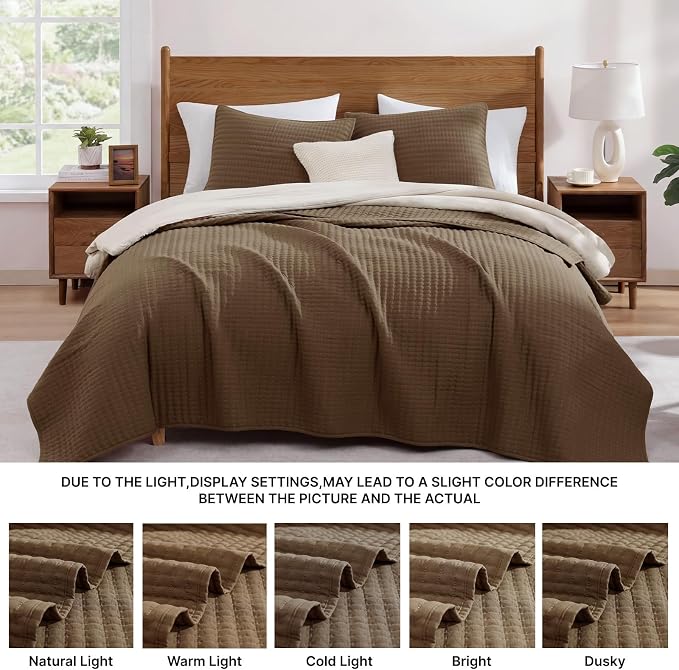 WRENSONGE Queen Quilt-3 Pieces Lightweight Bedspreads Chocolate Brown Queen Size Quilt Bedding Set for All Seasons, Soft Summer Coverlet with 2 Pillow Shams Suitable for Bed & Couch
