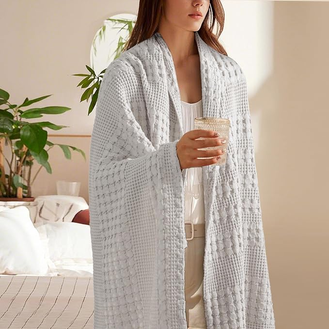 PHF 100% Cotton Waffle Throw Blanket for Couch, Lightweight Breathable and Soft for Summer, Luxury Aesthetic Waffle Weave Blanket for Home Decor & Office, Gifts for Women, 50"x60", Light Grey