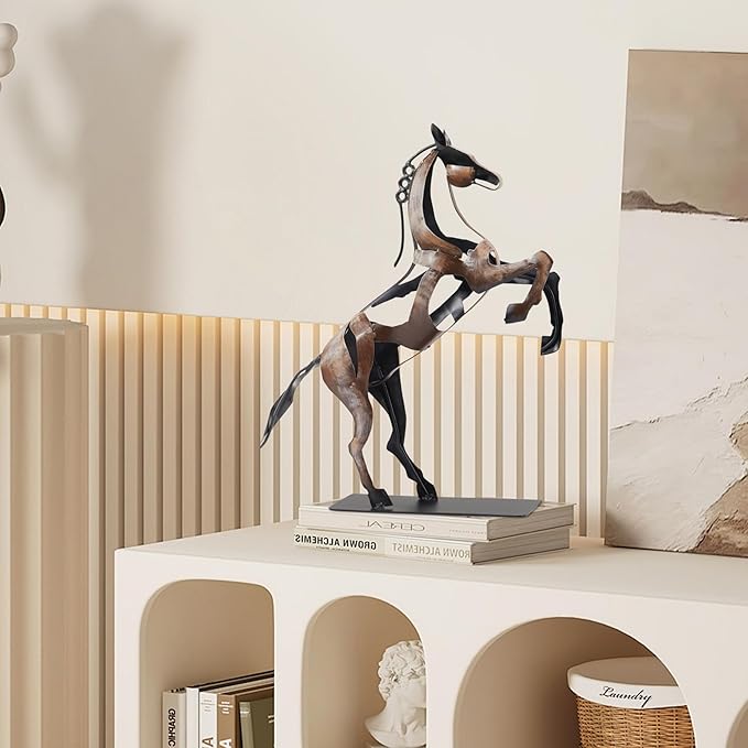 SunBlogs Art Metal Horse Statue Décor, Handmade & Hand-Painted Modern Western Horse Decoration, Rustic Iron Sculpture Gifts for Home Office for Horse Lovers (Vintage Brown)