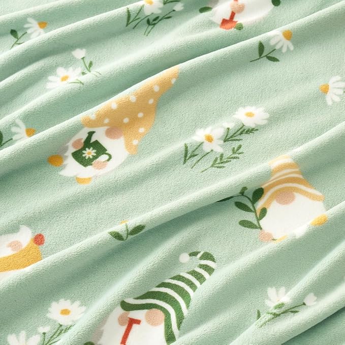 Cozy Bliss Gnome Spring Throw Blanket - Garden Daisy Floral Design, Warm MilkyPlush Throw Blankets, Ultra Soft Cozy Blankets for Couch, Sofa and Bed, Green, 60X80inches