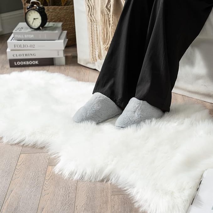 MIULEE Luxury Super Soft Fluffy Area Rug Faux Fur Sheepskin Rug Decorative Christmas Plush Shaggy Carpet for Bedside Sofa Floor 2 x 6 Feet, White