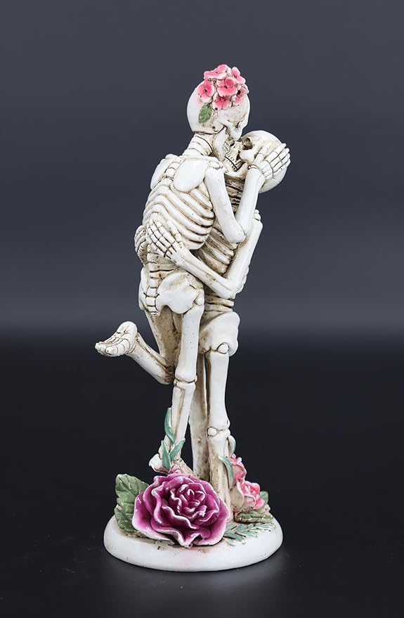 Skeleton Couple Embracing Decor Statue , Skull Halloween Decoration Home Decor Party Decorations,Skull Collectible Figurines,Vintage Resin Sculpture Home Decoration, Personalized Wedding Decoration