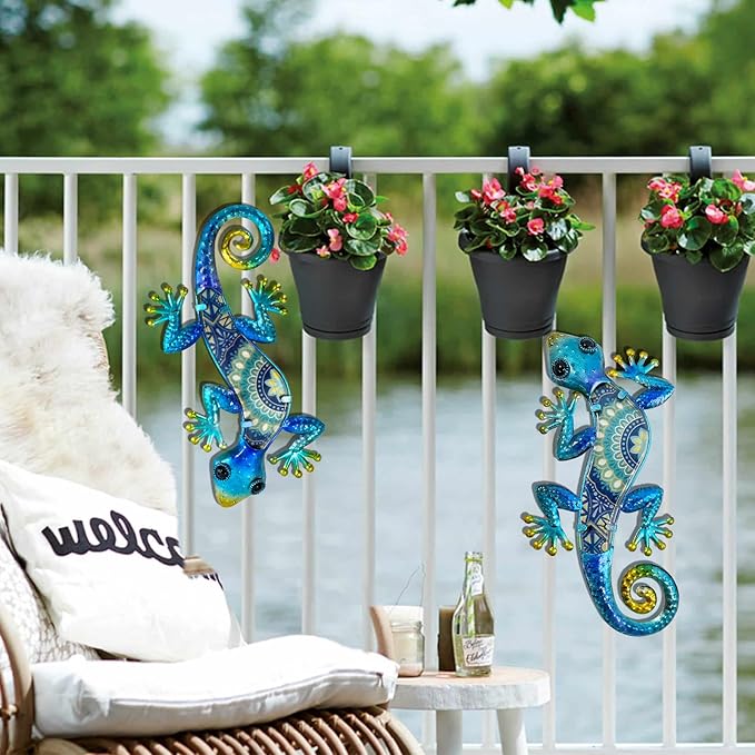 HONGLAND Metal Gecko Wall Art 2Pcs Outdoor Wall Decor 12 Inch Lizard Metal Hanging Wall Decoration Glass Sculpture for Garden Yard Patio Fence Home (Boho Blue)
