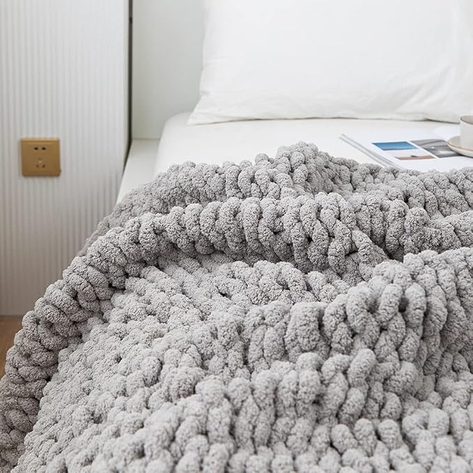 ATMOSURELY Ultra Soft Light Grey Chunky Knit Throw Blanket Cozy Fluffy Chenille Yarn Handmade Cable Knit Crochet Blanket for Bed Sofa Couch 50x60 Inches (Light Grey, 50"x60")