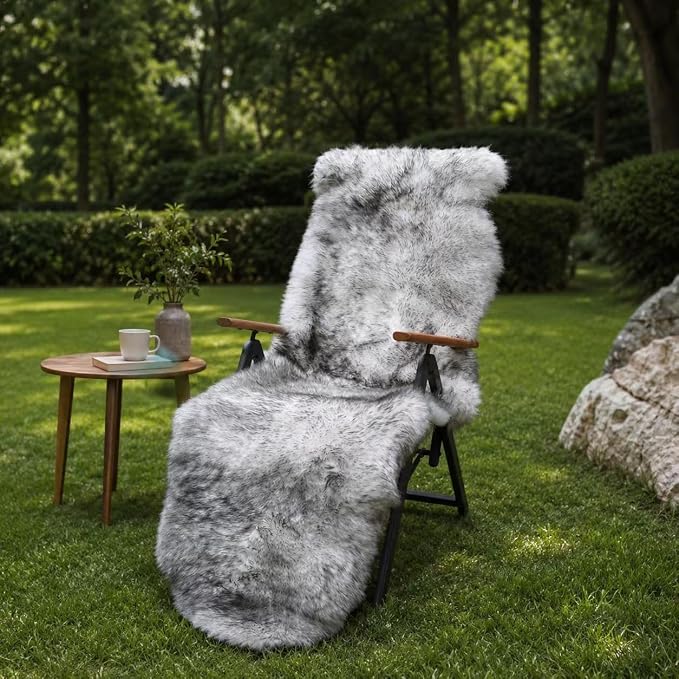 Sheepskin Rug, Fluffy Shag Area Rug, Super Soft 24” x 72“ Sheepskin Hair Rug, Silver Grey Pile Rug, Decorative Throw Rugs for Bedrooms, Children's Rooms, Living Rooms (Silver Grey, 24" x 72")