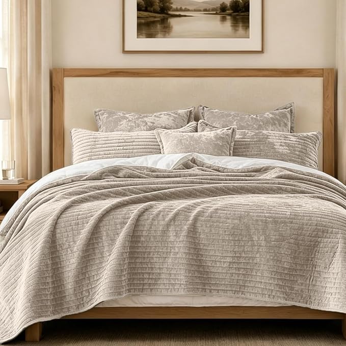 Luxury Velvet Oversized King 120x128 in Quilt Set 3 Piece Quilted Bedspread with 2Pillow Shams(20x36) Ultra Soft Coverlet All Season Bedding for Farmhouse Modern Bedroom Sofa,Beige