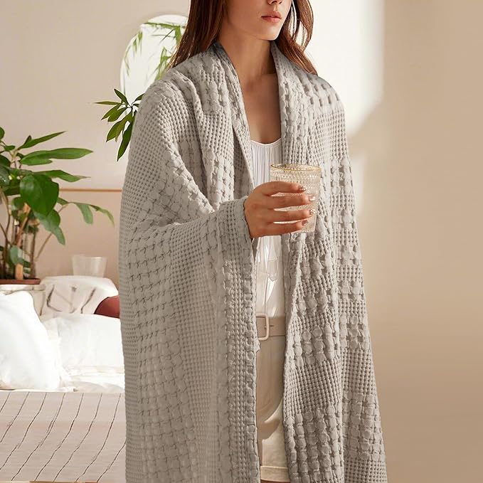 PHF 100% Cotton Waffle Throw Blanket for Couch, Lightweight Breathable and Soft for Summer, Luxury Aesthetic Waffle Weave Blanket for Home Decor & Office, Gifts for Women, 50"x60", Pearl Gray