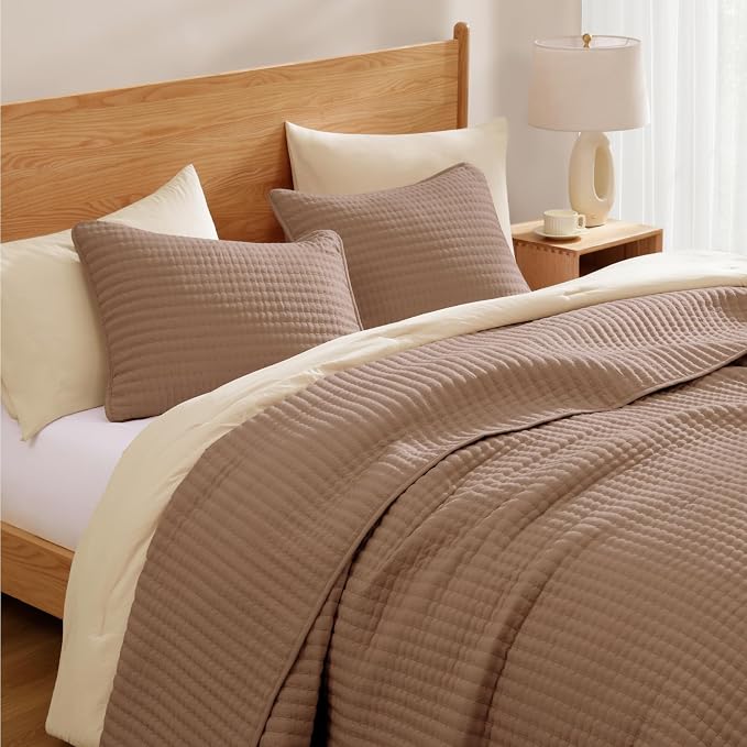 WRENSONGE Light Brown California/Oversized King Size Quilt Bedding Set with 2 Pillow Shams -3 Pieces Lightweight Soft Bedspreads Coverlet for All Season
