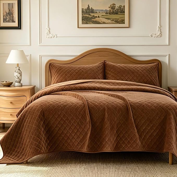 3-Piece Velvet Quilt Set California King Size 106"x118" Bed Blanket Quilted Bedspread Soft Luxury Bedding with 2 Pillow Shams 20''x36'' for All-Season,Caramel