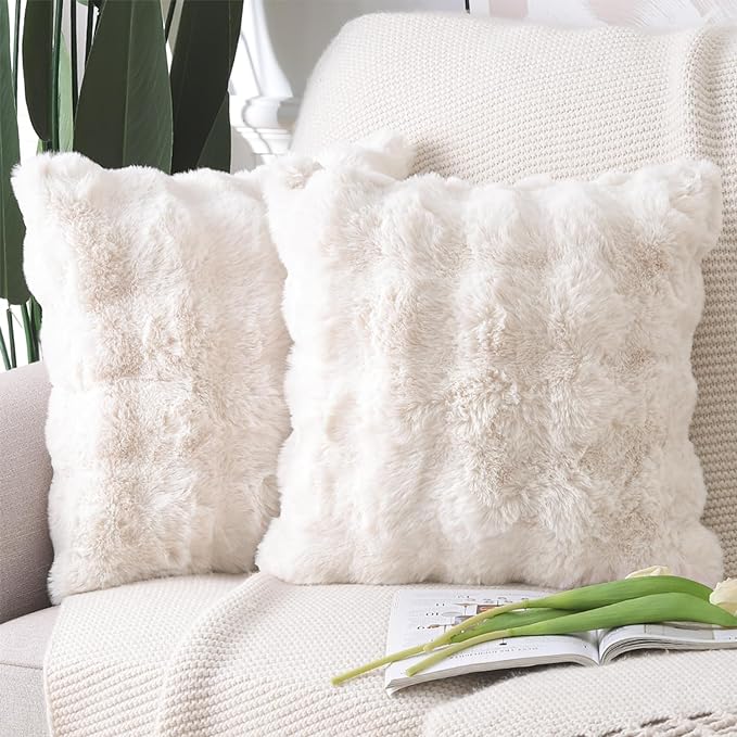 MADIZZ Pack of 2 Thick Plush Faux Wool Throw Pillow Covers Soft Boho Throw Pillows Luxurious Cushion Covers for Couch Sofa Bedroom Living Room Home Decor 22x22 Inch Cream
