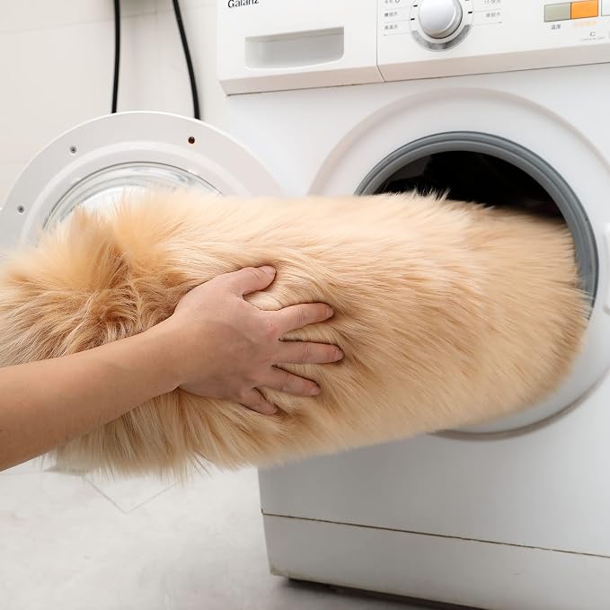 Faux Fur Rug Brown Fluffy Sheepskin Area Rug,Ultra Soft Shaggy Plush Rug Bedroom Living Room Sofa Floor Kids Room Bedside（4 x 6 ft Sheepskin）