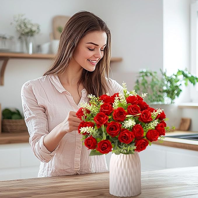 TURNMEON 40 Heads Fake Roses Artificial Flowers for Outdoors Summer Decor, 4 Bouquets UV Resistant Fake Flower Bouquet Faux Silk Roses for Wedding Birthday Party Home Mother's Day Cemetery Decor(Red)