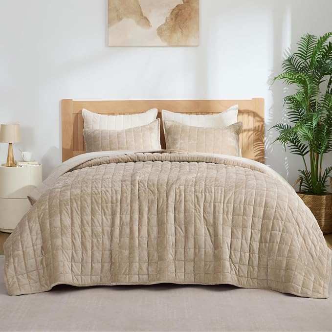 BEDELITE Velvet Quilt Set King Size - Luxury Soft Velvet Comforter Bedding Set for All Season, Lightweight Quilted Box Stitch Oversized Bedspread Coverlet with 2 Matching Shams, Taupe