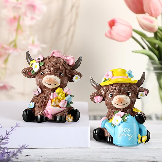 Karenhi 2 Pcs Highland Cow Figurines Spring Flower Highland Cow Gnomes Scottish Resin Statue Calf Lovers Gifts for Home Garden Kitchen Office Tiered Tray Table Decor