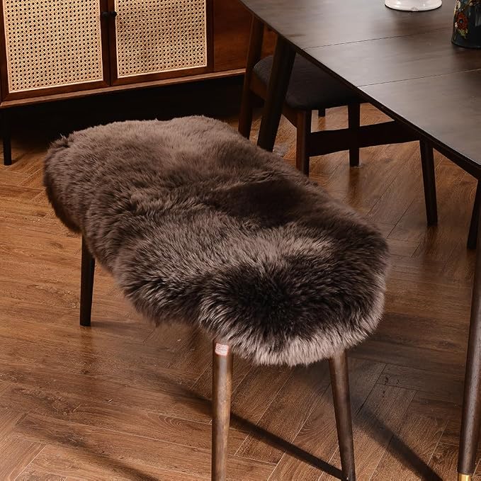 LLB Genuine Sheepskin Area Rug Wool Rug Fur Carpet Fluffy Shaggy Fur Rug for Living Room Kids Bedroom Real Sheepskin Throw Lambskin Rugs Sofa Chair Seat Covers (Chocolate Brown, 2 x 3 ft Sheepskin)