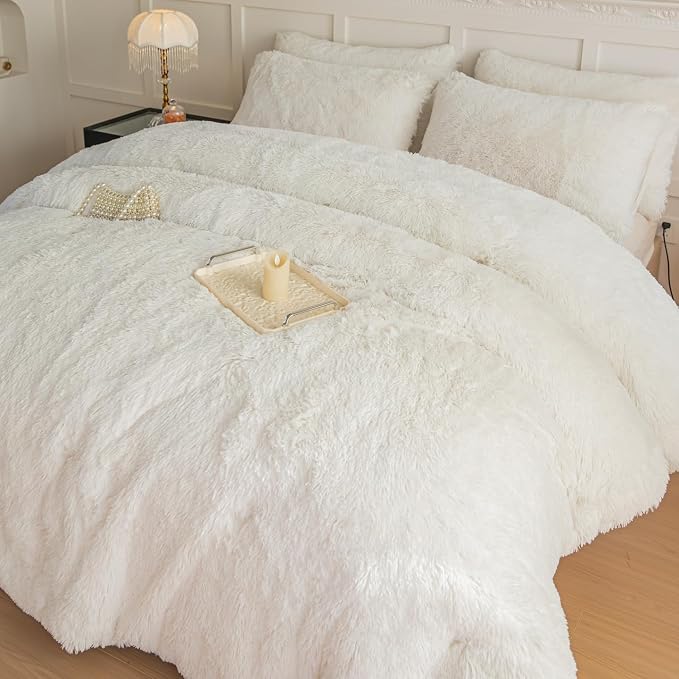 chovy Faux Fur Plush White Comforter Sets Full/Queen - Ultra Soft Shaggy Flannel Velvet Fluffy Fuzzy 3PC Bedding Set （Comforter x 1 Pillowcases x 2）