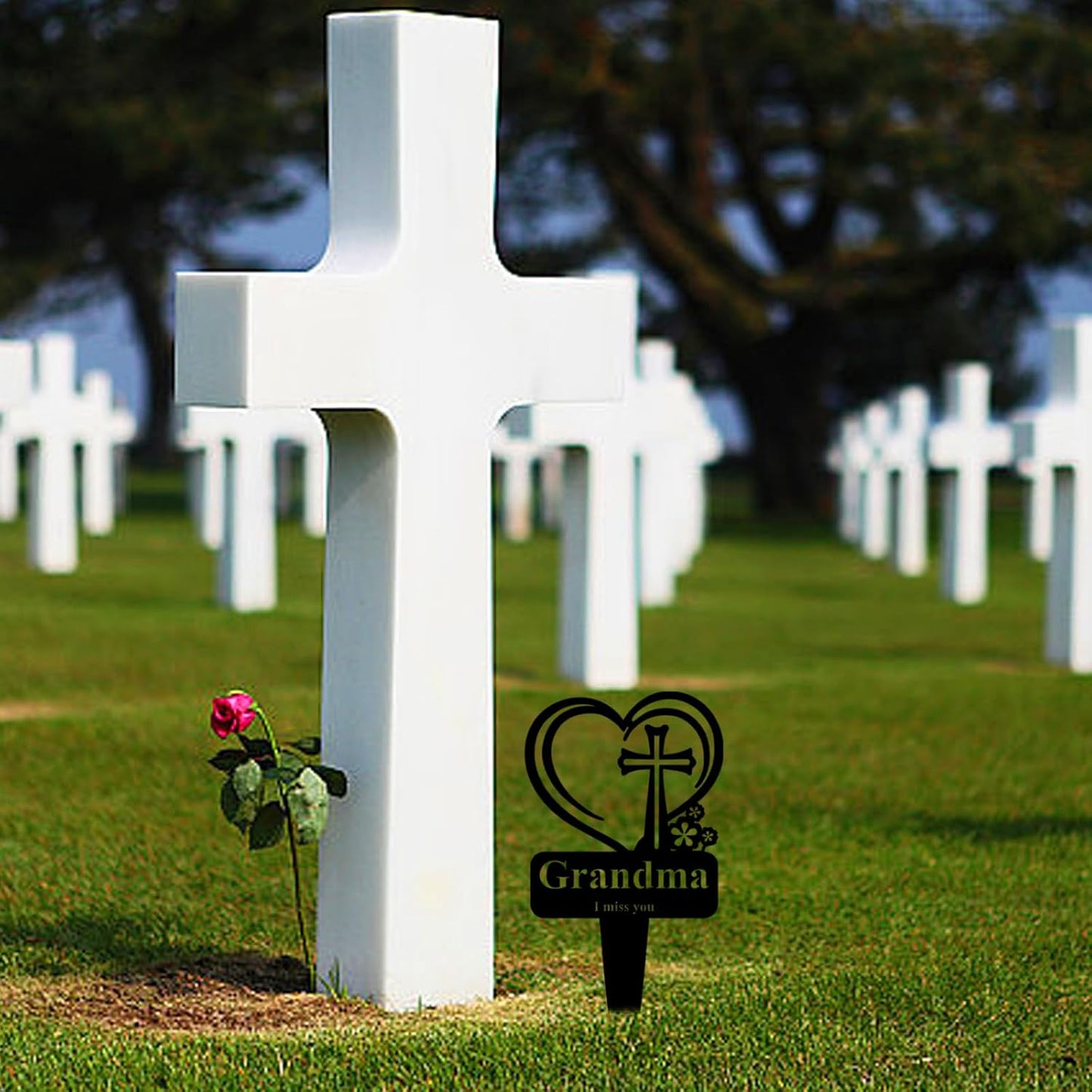 Grandma Memorial Grave Stake, Cemetery Decorations for Grave Markers 12.5 x 7.2 inch Heart Metal Sympathy Stakes Graveside Plaque Decor Sign for Grandma Graves, Yard, Garden - Black-Grandma