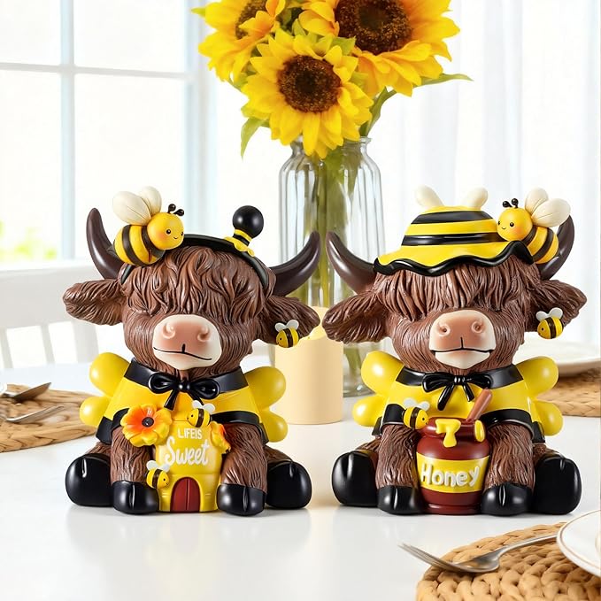 Karenhi 2 Pcs Bee Highland Cow Figurines, Bee Costume Resin Honey Cow Gnomes Scottish Resin Statue Calf Lovers Gifts for Spring Home Garden Kitchen Office Tiered Tray Table Decor