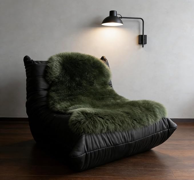 Sheepskin Rug, Fluffy Shaggy Area Rug, Super Soft 24‘’ x 36‘’ Sheepskin Hair Rug, Plush Rug, Decorative Rugs for Bedroom, Children's Room, Living Room (Forest Green, 24" x 36")