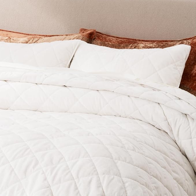 EVERGRACE Luxury Crushed Velvet Quilt Set Queen Size, Diamond Quilted Lightweight Velvet Comforter, Ultra Soft Oversized Bedspread Coverlet Bedding Set for All Season, with 2 Pillow Shams, Off White | Luxe Velvet
