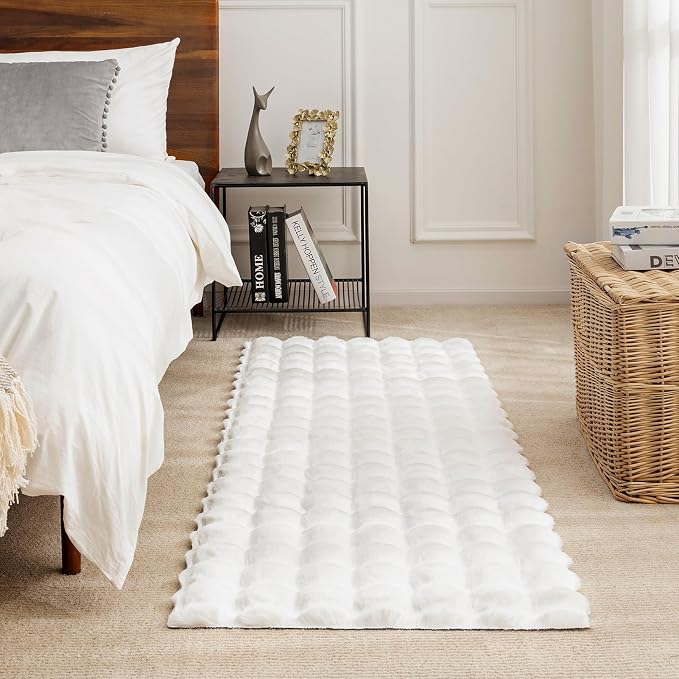 Ashler Faux Rabbit Fur Rug, White 3x5 FT Fluffy Soft Runner Area Rugs, Rectangle Fuzzy Carpet for Living Room, Bedroom, Machine Washable Shaggy Nursery - 3D Bubble Mat