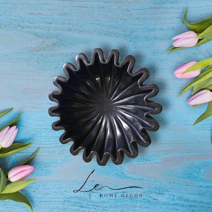 Ruffle Scalloped Bowl, White Wavy Marble Centerpiece, Handmade Fluted Bowl (Black)
