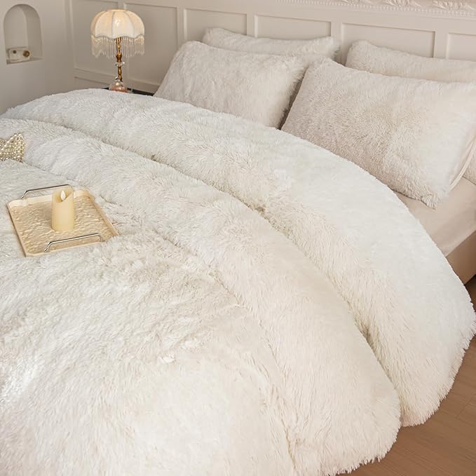 chovy Faux Fur Plush White Comforter Sets King - Ultra Soft Shaggy Flannel Velvet Fluffy Fuzzy 3PC Bedding Set （Comforter x 1 Pillowcases x 2）