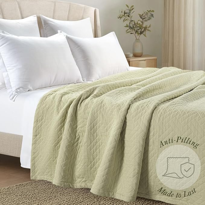 Threadmill Luxury Cotton Blankets for Queen Size Bed | All-Season 100% Cotton Queen Size Blanket | Criss Cross Cozy Lightweight, Soft Breathable Coverlet fits Full Size Bed, 90x92 | Sage Green