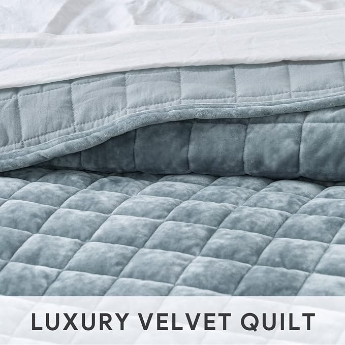 RECYCO Luxury Velvet Quilt Set, California King 118'' x 106'' Oversized Bedspread, Ultra Soft Velvet Comforter, Lightweight Box Stitch Bedding Sets for All Season, with 2 Shams, Blue Linen