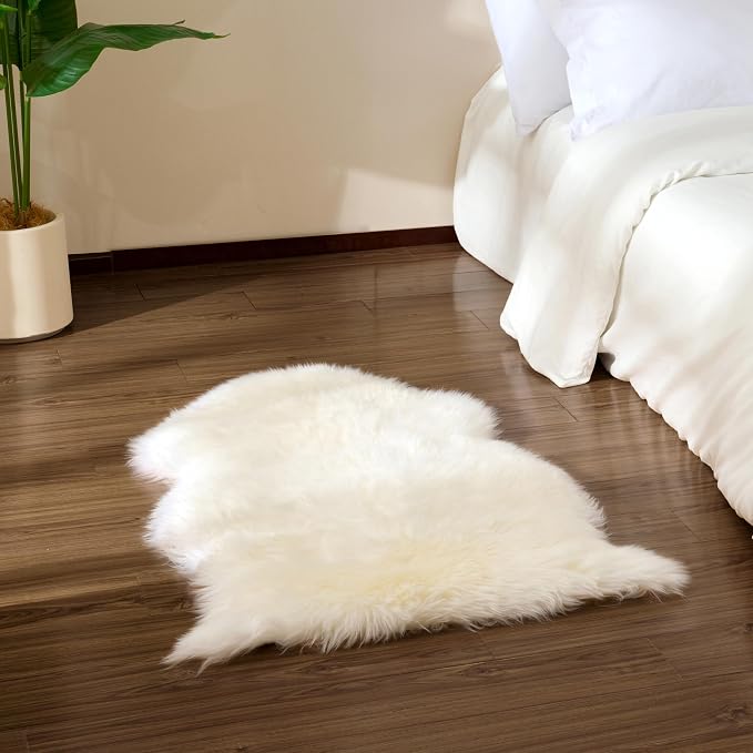 Premium Genuine Sheepskin Area Ruge - Real Wool Fur Shaggy Carpet | Fluffy Soft Natural Lambskin Rug Seat Chair Covers for Couch Sofa Bedroom Living Room(Ivory White,2×3 Feet Sheepskin)