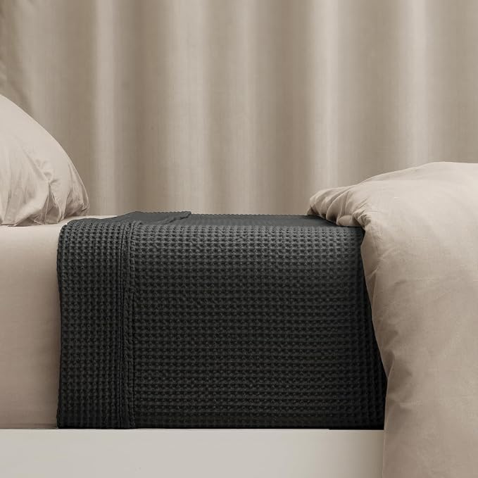 PHF 100% Cotton Waffle Weave Blanket Twin Size 66"x90" - Lightweight Washed Soft Breathable - Perfect Layer for Couch Bed Sofa - Aesthetic Elegant Home Decoration Gift - Black